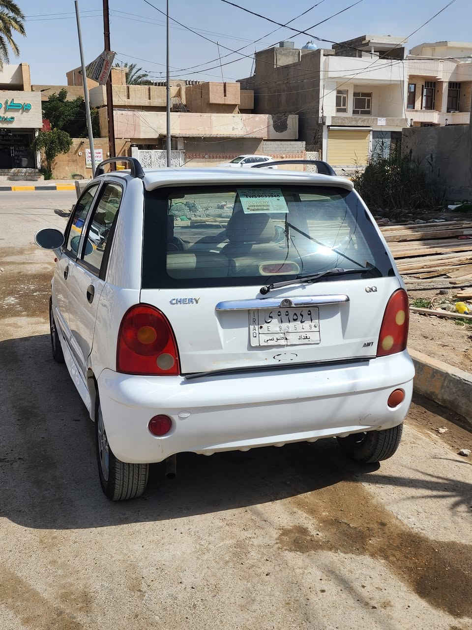 السلام عليكم سيارة كيوكيو رقم بغداد للبيع بأسمي اربعة سلندر كير عادي اوتماتيك اوتو كهرباء مري كهرباء دوشمة جلد ارضية جلد كير ومكينة خير من الله تايرات نظيفات السعر ٣٠ ورقة وبيهة مجال للشراي بدون مراوس للأستفسار *********** محافظة ديالى / بعقوبة
