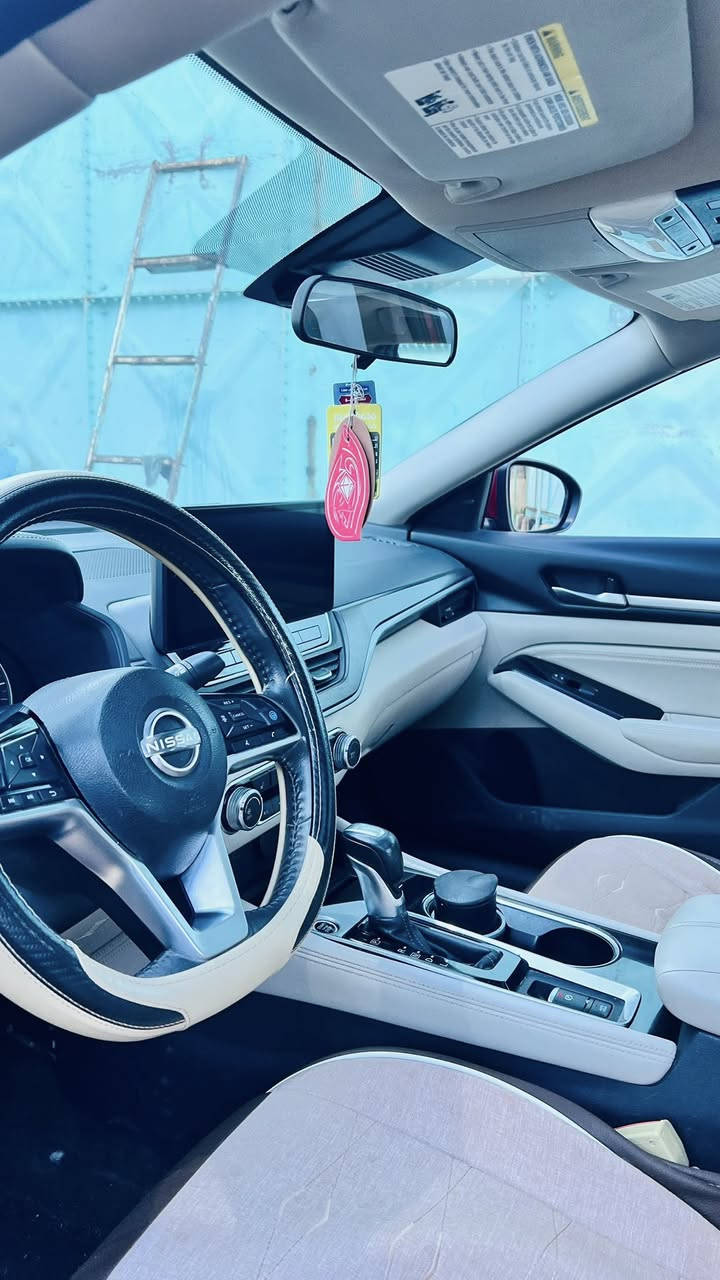 السلام عليكم نيسان التيما موديل23 SV بلاس فول مواصفات دخول ذكي بصمة ابواب بصمة تشغيل تشغيل عن بعد تنته بانوروما رادار  ماشيه39 الف كيلو حقيقي داخلها بيجي شاشة كبيرة حادثها بامريكا قطعة وحدة بونيد امبدل فقط وجاملاقات امامي عالبارد الباقي كله كفاله كير محرك بانزين عادي تفتر العراق كله مكانها صلاح الدين وراعيها الشرعي ابغداد وشرط التحويل
مطلوب عليها 150 $ 
***********
