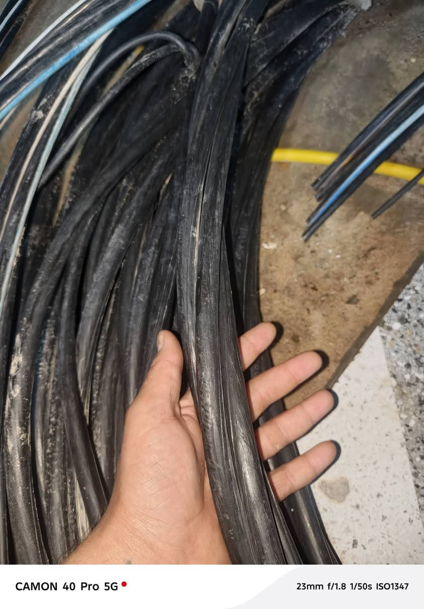 ضفيرة البيع 4 خطوط الطول 100 متر البيع التصال ***********
