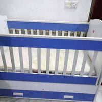 النجف • أثاث أطفال • غراض للبيع