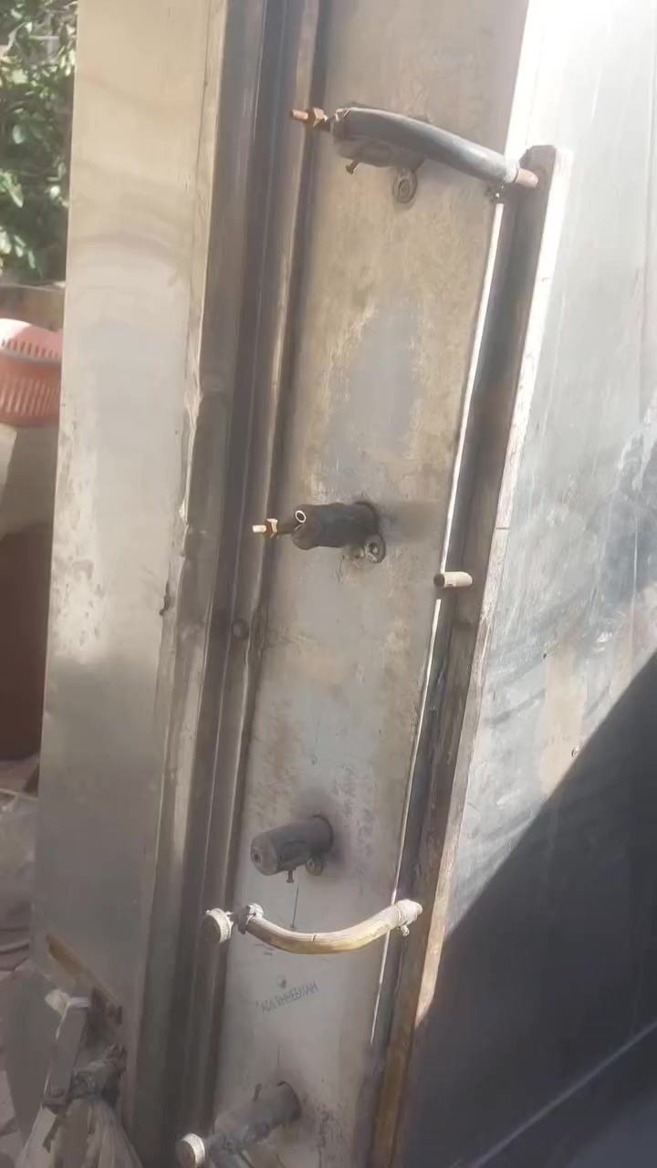 شوايه دجاج للبيع السعر 300عله وضعه***********
