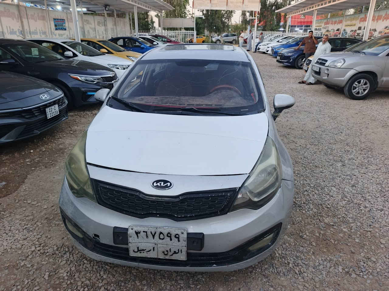 سلام عليكم كيا ريو موديل 14مصبوغه قماره واكعه سقيفه عليه ومعدله عل بارد وبيه معجون ولباقي جاهزه كير مكينه تبريد تخم تاير جاهزه تحويل أو وكاله السعر 65وبيه مجال  مكاني كربلاء/***********
