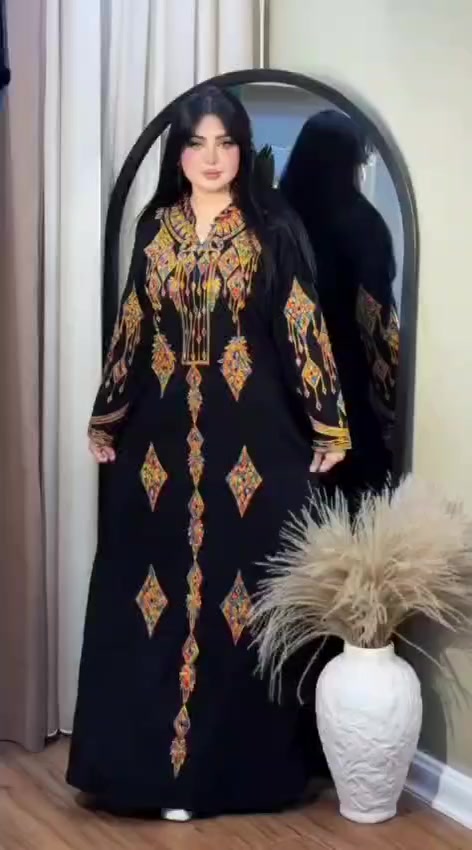 السعر ١٥٠٠٠
كولكشن العيد الجديد والحصري ل2026
كلابيه كشمير كابوي مطاط ثخين اصلي
متوفره بعدة الوان .، داخل البيج .


**إذا كنت صاحب هذا الإعلان وتريد حذفه لأي سبب، رجاءا أرسل رسالة إلى الدعم الفني**