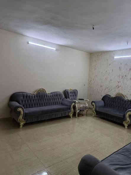 السلام عليكم

دار للبيع 🏚 المساحة 200 متر 
يحتوي دار على كراج مطبخ استقبال وهول وغرفتين نوم
طابو صرف بسم شخص🚶 واحد
العنوان حي العسكري خلف صيدلية كوردستان موقع مميز جدا👌
السعر 128 مليون وبيه مجال
للاستفسار أكثر مراجعة مكتب المباني للعقارات والمقاولات العامة👈 او الاتصال على الارقام الثالي

*********** محمد ابو جنيد / واتساب وما سنجر

***********  محمد

*********** احمد

نتشرف بزيارتكم للمكتبنا واستقبال كافة عرضاتكم تجاري وسكني في كافة أنحاء محافظة كركوك

عنوان مكتبنا حي العسكري مقابيل جامع المعراج
