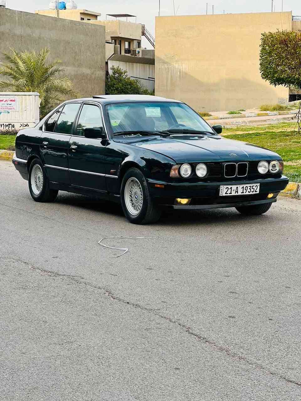 بي ام للبيع موديل 92 حجم 525 مسكر سنوية جديدة كهربائيات شغاله سلايت شغال حدادية خير  من الله كير محرك صدر خير من الله تبريد شغال السعر 53 اوبية مجال بصيط حك الجية العنوان بغداد الكرخ الرحمانية الجعيفر قرب نادي الزوراء الاتصال على هذا الرقم ***********
