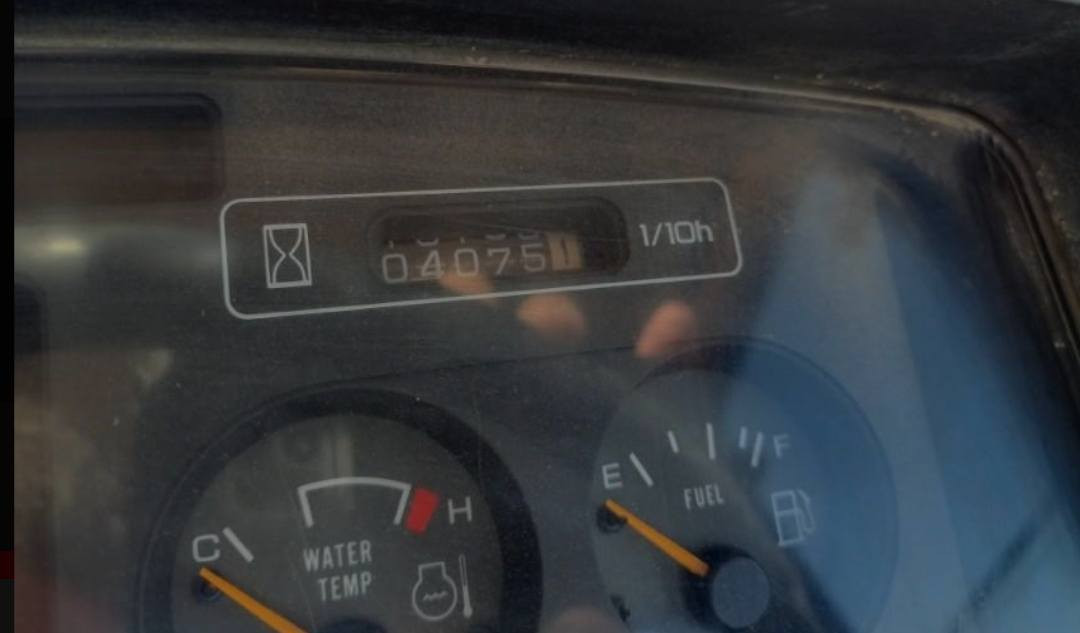 KAWASAKI 60ZV-2
سنة التصنيع 2012
عدد ساعات العمل 4075
الشفل مكفول من الصبغ والاعطال الميكانيكيه والكهربائيه
موقع الشفل اوربا 
يكون الاستلام بعد 30يوم من الاتفاق
السعر 31000$
للاستفسار التواصل خاص او واتس اب +31657116376


**إذا كنت صاحب هذا الإعلان وتريد حذفه لأي سبب، رجاءا أرسل رسالة إلى الدعم الفني**