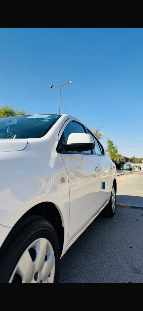 السلام عليكم نيسان سني هندي ابوالبليته الزركه مديل 2024 اليساره كفاله من البارد والصبغ ماشيه 29  بسمي السياره المكان البلديات ***********
