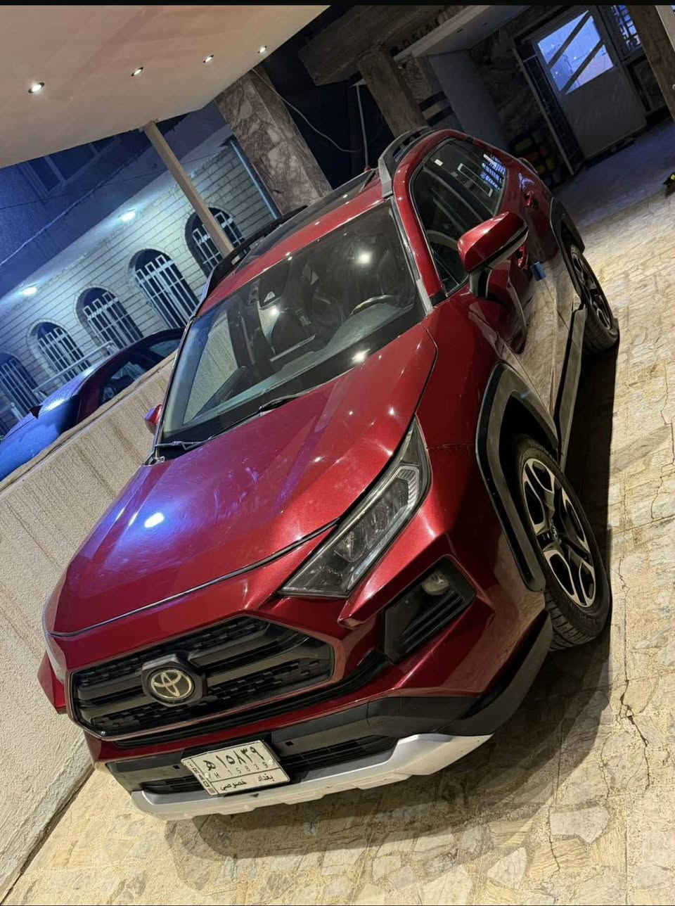 السلام عليكم للبيع راف فور ٢٠١٩السياره باسمي صبغ بنيد وتبديل جاملغ وصور الحادث مرفقه فول مواصفات فئه ادفانجر ماشيه ٣٥ الف ميل السياره مابيها اي نقص جاهزه سعرها ١٩٢٥٠ دولار للاتصال ***********٠ *********** ابومصطفى
