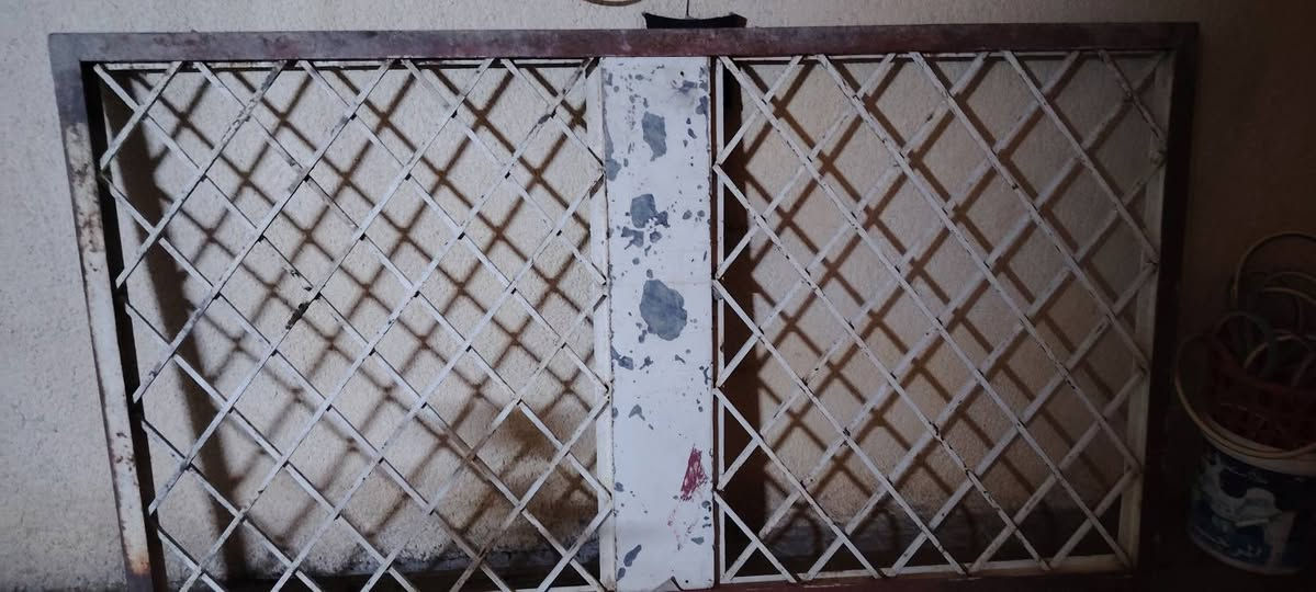 السلام عليكم باب للبيع الطول ٢١٦ والعرض ١٢٠ وثقيل كلش ثقيل
مكاني حي الجهاد
***********
