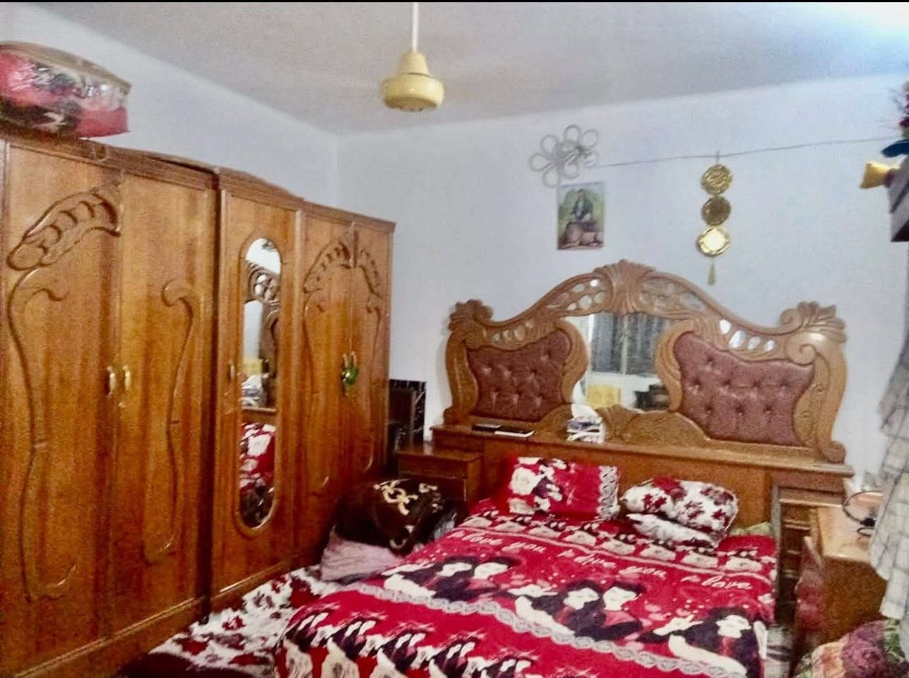 بيت للبيع طابو ملك صرف المساحه 55 م العنوان الشعب الديوان شارع 15 مقابيل العيادة سعر 70 وبي مجال للاستفسار  ‭‬***********
