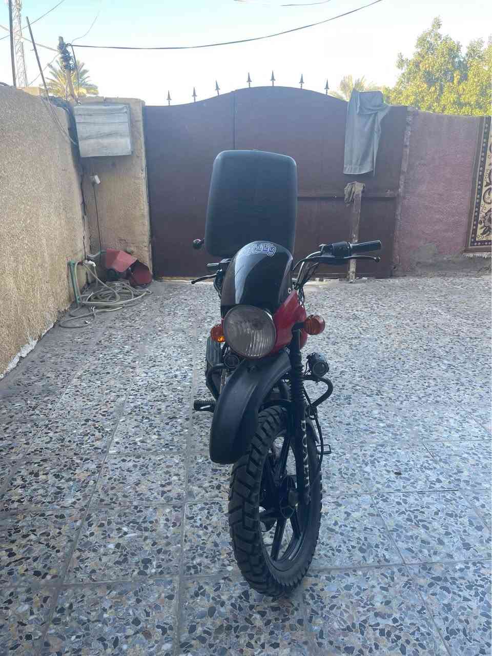 بوكسر جبلي موديل ٢٠٢١ للبيع ااوراق كامله وكمرگ مدفوع يعني تروح ترقم وتجي الدراجه مفتوحه قبل شهرين والحمدالله لا صوت ولا تاخير بلتشغيله شلعه ومعدل تشك الكاع كهربائيات كلها شغاله بس الدشبول يرادله قمجي  السعر مليون وميه وخمسين وبي مجال مكاني المحموديه حي المرتضى للتواصل علخاصزلو علرقم 
*********** بغداد, العراق
