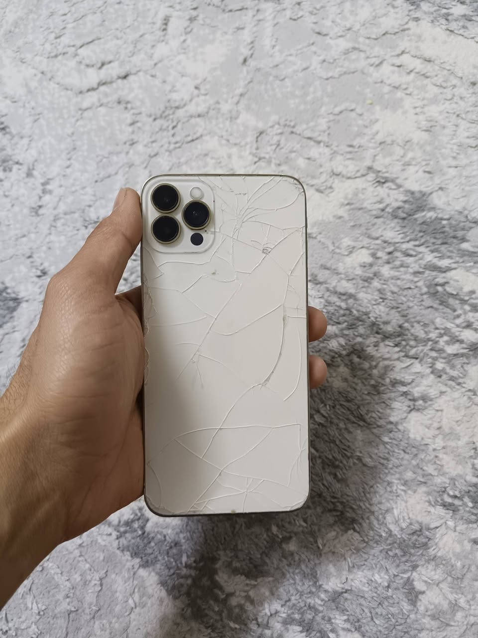 ايفون اكس اس ماكس نضيف محور 11 برو ماكس
نضيف ذاكره 64 بطاريه 100 
جهاز مرتب شاشه ابلاديه 
شاشه 3 خيارات فيس ايدي متوقف 
للبيع او مراوس سعره 220 
رقمي ***********
مكاني كربلا الجاير
