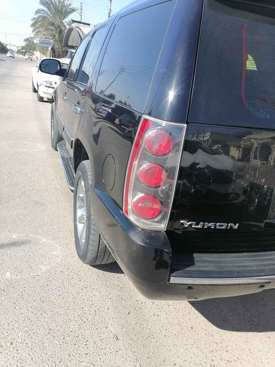 سلام عليكم من رخصت الادمن المحترم سياره يوكن دنلي فول قول 2008 داخل جلد خليجي صبغ بيهه قطعتين فقط مكان السياره بصره السعر 83 وبيهه مجال تليفون *********** متواجد وات ساب واتصال
