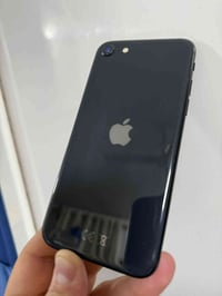 ايفون SE2 • ١٢٨ جيجا • بطارية ٧٦