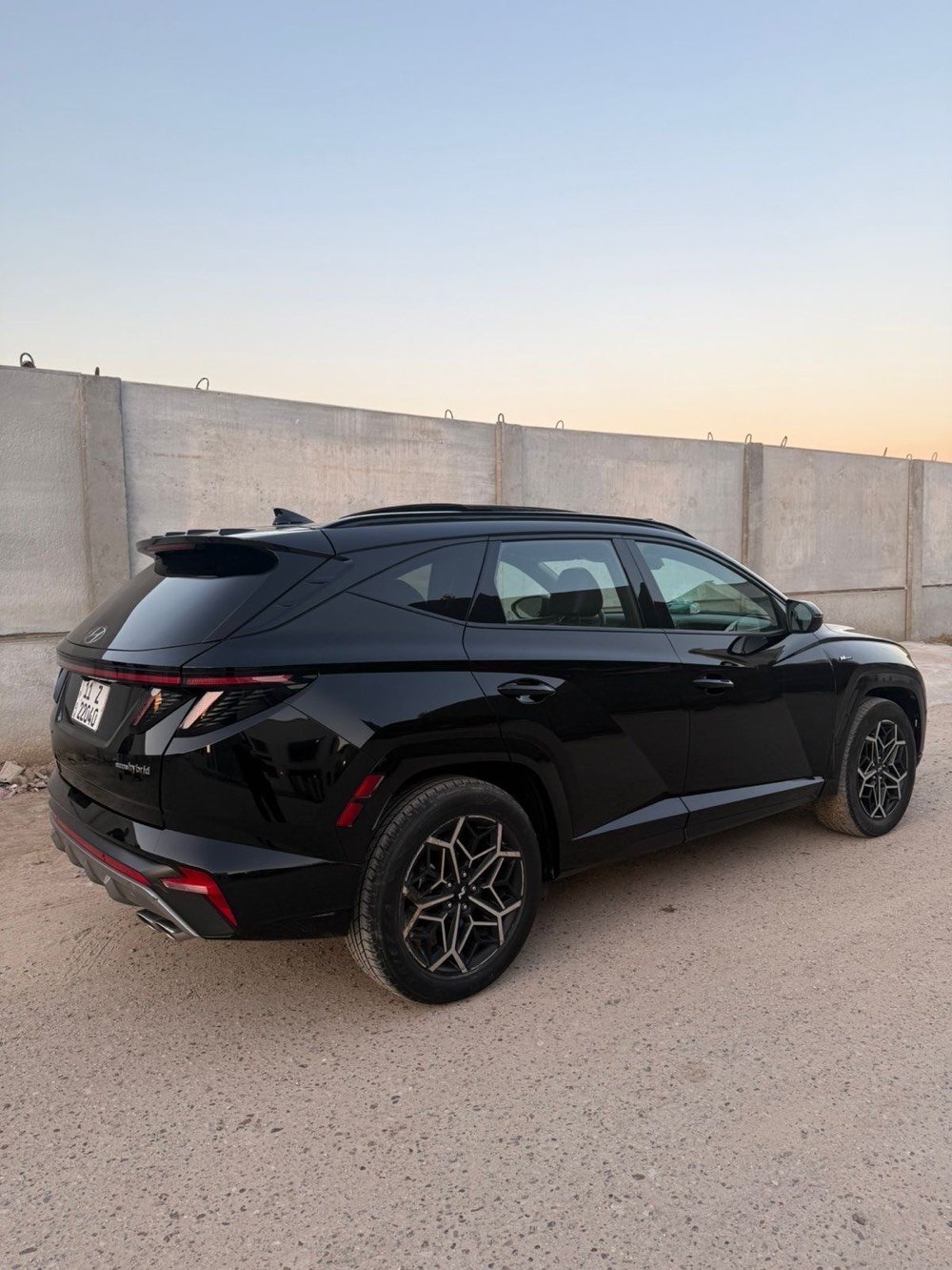 السلام عليكم
توسان 2024 NLine هايبرد فئه مميزه 
فول مواصفات جديده جداً
ماشيه 22 الف ميل
السعر 189
بيه ثلاث قطع مبدله بدون دواخل 
بصمه 
بنوراما
4 ويل
جلد 
تدفئه كشنات فول تحكم 
رادارات 
وبعد بيه هواي مواصفات
السياره بسمي  
المكان بغداد الغزاليه 
***********