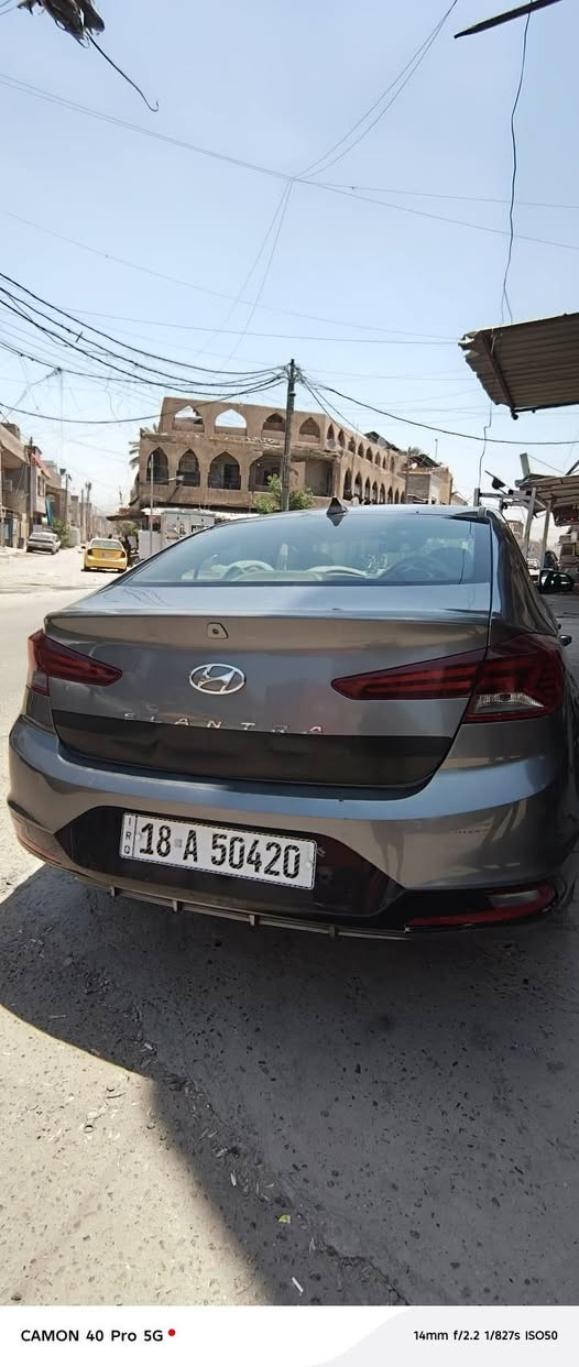 سلام عليكم
النترا للبيع ٢٠١٩ وارد امريكي حادثه بامريكا طخه خفيفه بالجنطه وبيهه حادث بسيط بالعراق جاملغ وبلبنيد طخه مصلح ع بارد رقمهه بابل تجي وشوف بعينك  سعرهه (١١٧) وبيهه مجال بسيط مكاني بغداد اني مكلف بالنشر هاذ رقمه صاحب السياره خابره وستفسر منه 
سعد ابو رقيه (***********)
