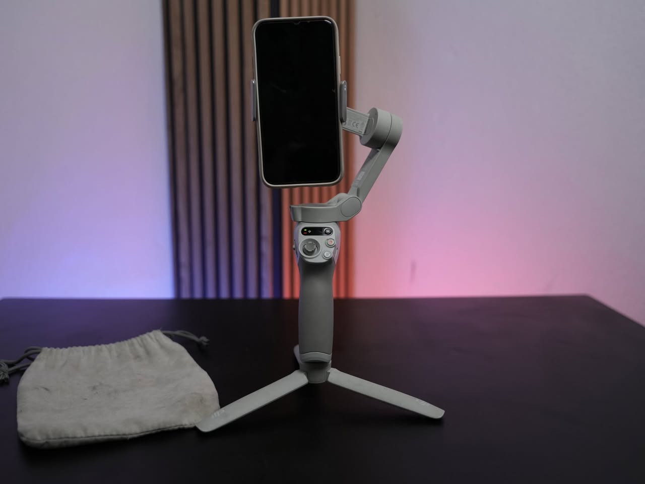 للبيع DJI Osmo Mobile 6 – بحالة ممتازة

جيمبل احترافي لتثبيت تصوير الجوال، مناسب لصناع المحتوى، الريلز، التيك توك، والفلوغات.
ثبات عالي، تتبع ذكي، تصميم عملي مع عصا تمديد مدمجة.

✔️ نظيف جدًا
✔️ مع الحامل والجراب
✔️ جاهز للاستخدام مباشرة

مناسب لمن يريد تصوير احترافي بدون اهتزاز. كالار, السليمانية


**إذا كنت صاحب هذا الإعلان وتريد حذفه لأي سبب، رجاءا أرسل رسالة إلى الدعم الفني**