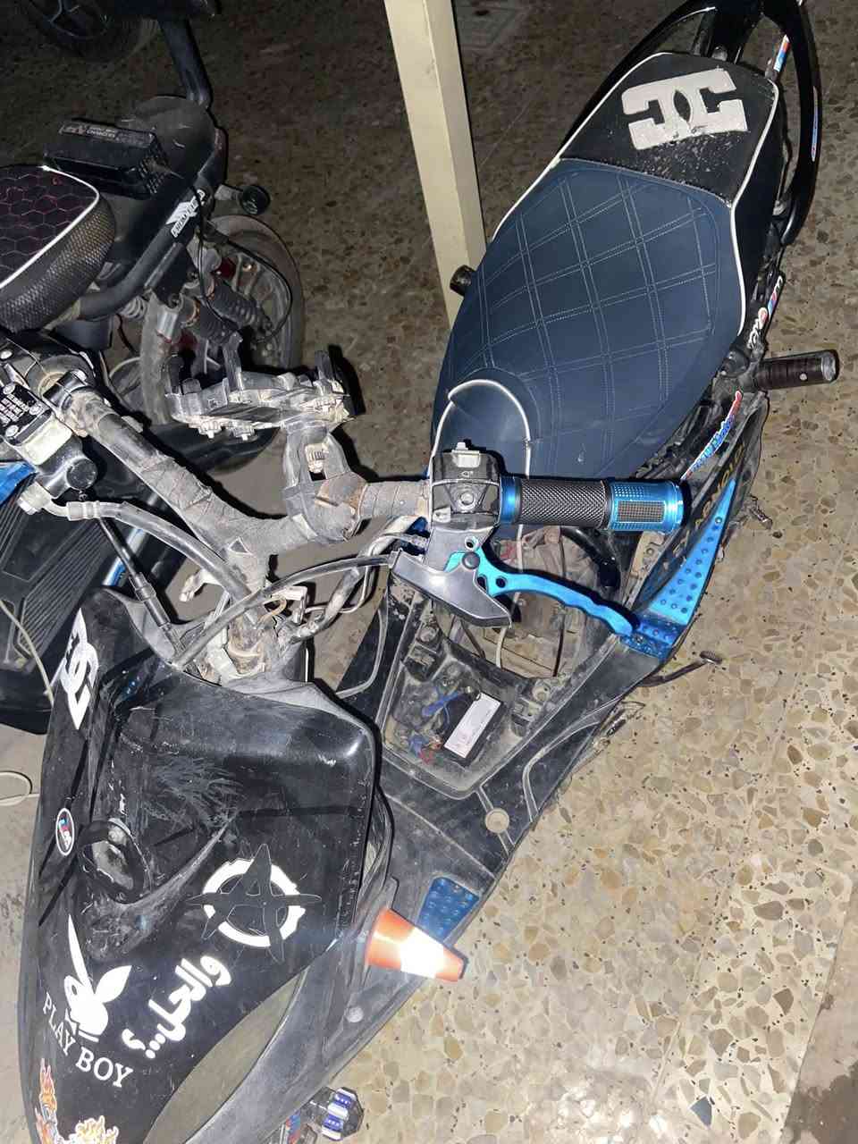 سلام عليكم دراجه ماكس عدله للبيع 49 بلاديه برغي ما مفتوح بيها دراجه كلش حلوه بس قبل شويه طفت بيه لحالها يرادلها كابريتر فيتر كلي لازم انضف كابريتر وآنه عندي شغل ماعندي مجال أسويها المهم سعرها 450 وبيها مجال من رخصت الادمن طبعا والله الدراجه كلش حلوه نكره سلف بكل وقت بس ماعرف لحالها كلها بلادي من عدا الكابريتر كلجات شوته قبق مال هندر بلادي كله مختم المهم الي مايعرف بيهن لا يراسل فدوه لوجهكم والي ما يشتري يعبر المنشور وبخدمتكم رقمي بي واتس اب ***********  والثاني  والخاص مفتوح
