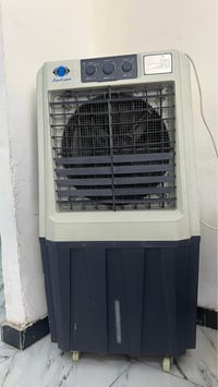 ‎كونفيرة مبردة للبيع للتواصل 07858824717‎ بغداد, العراق