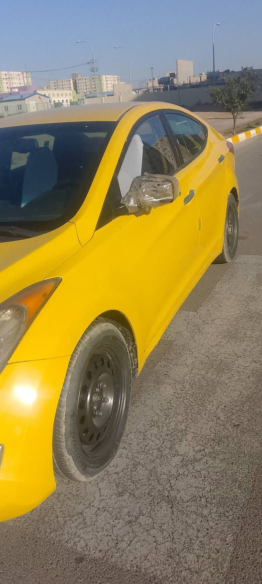 السلام عليكم النترا يا موديل 12 كفاله عامه حادثه حالوب بالقمر فقط رقمه بغداد باسمي مكان سياره ناحيه الوحده قرب بسمايه سعر 87قفل ***********لثير ***********
