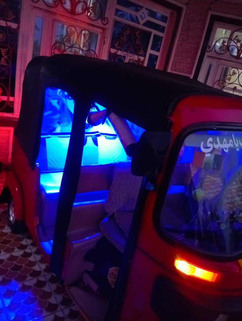 سلام عليكم تكتك للبيع موديل 17 تكتك خير من الله  التكتك معمره اوراق أصولي
مكتبه 20 مجفته وتفاصيل 
***********
