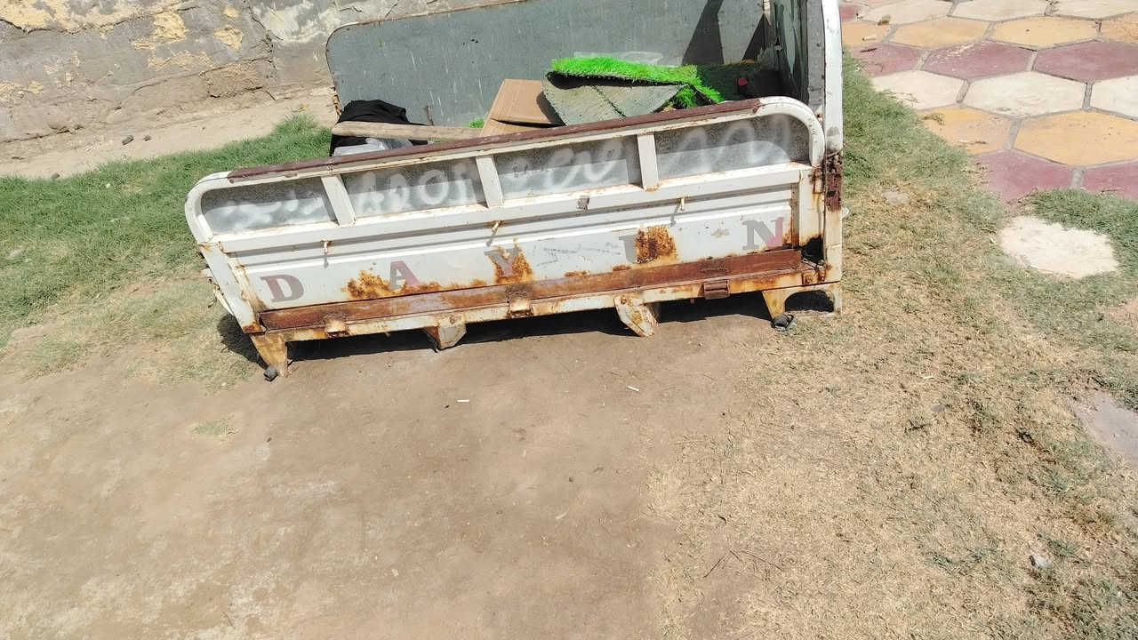 بدي 2019البيع مابي باب وره رضيته شحم بس صفحه شويه بيهن خياس سعر 125وبي مجال مكان الغراف***********
