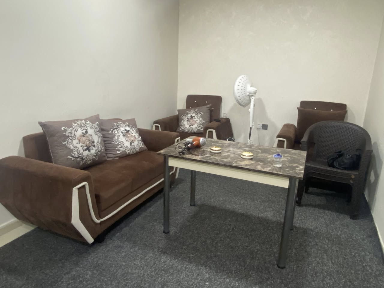 للبيع ***********
