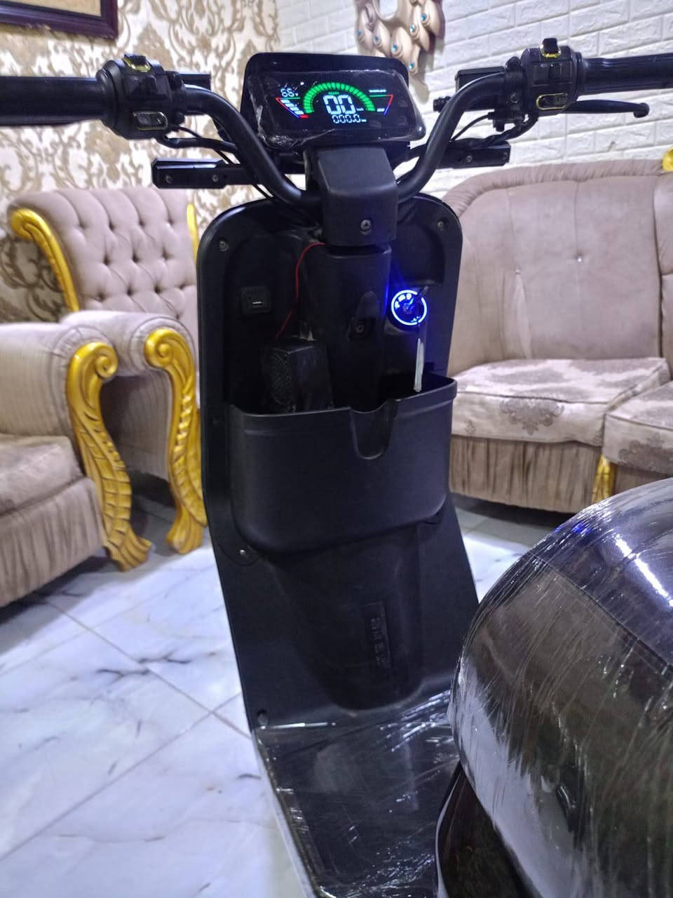 ار11سريعه ونظيفه كلش مديل2025بطاريات حجم 32مديل2026كلهن قويات ونظاف كامله من كل شي سعر460الف العنوان بصره نواب ظباط مقابل مستشفى الفيحاء العسكري ***********
