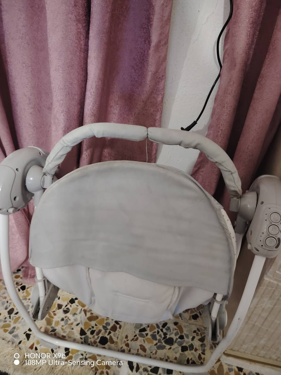 السلام عليكم كريكوت أطفال هزاز وموسيقى سعره 25 وبيه مجال بغداد *********** واتساب
