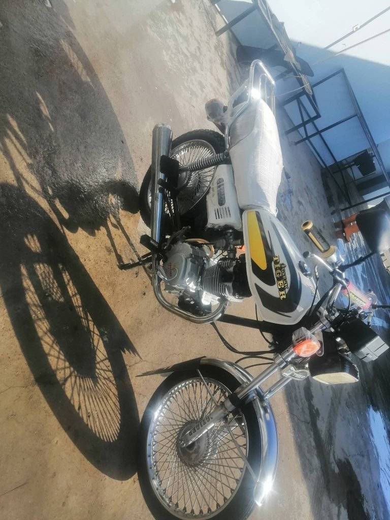 السلام عليكم

تايكر موديل 2020
محرك مفتوح نشاط فول 
نضيف جاهز ماعايزو برغي

الشراي يراسلني الخاص مو شراي لاتبزعني
لاتدفع اسعار من عندك


**إذا كنت صاحب هذا الإعلان وتريد حذفه لأي سبب، رجاءا أرسل رسالة إلى الدعم الفني**