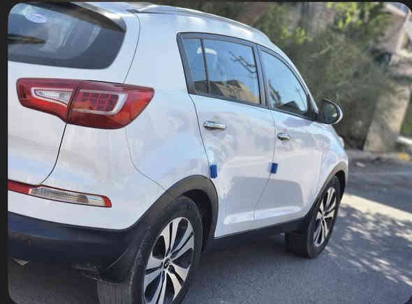 من رخصة الادمن المحترم
السلام عليكم 

سبورتج2012 خليجي 

السياره مكفوله كفاله عامه 

مكينه كير كل جاهز الف ما ذب عليه

رقم بغداد تحويل الثاني اليوم 

بنرامه تحكم ستيرن حساسات كامره دواره السعر 147وبيه مجال حك الجيه 

داخل مخمل مكينه 2000دوش شركه 

كورك متوفر وتساب شراي اتصل 

وبيك خير ودلل الشراي 

***********

***********
