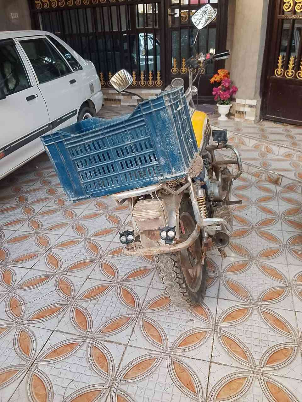 اسلام عليكم شباب دراجه جونده أوراق كلهه اصولي للبيع السعر 350الف او بيهه مجال للشراي
مكاني الديوانية حي الميكانيك رقم الهاتف ‏‪0780 786 5195‬‏
