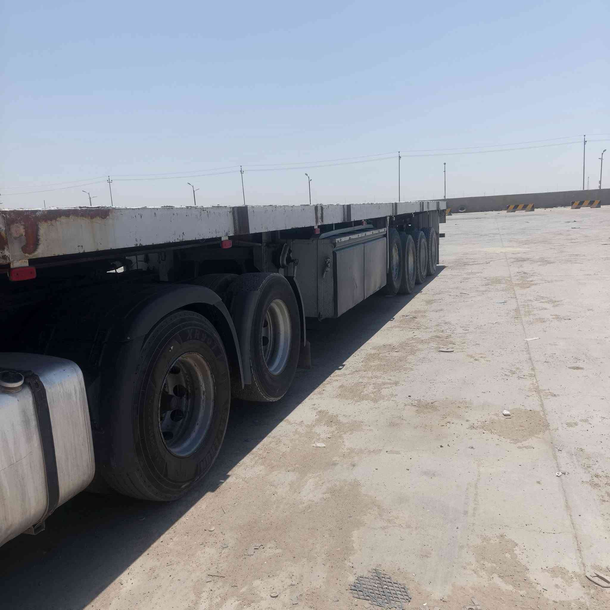 سلام عليكم عربانه بلوم للبيع 13 و 60 دناكير 16 شاصي 16 السعر 95 رقم الهاتف ***********
