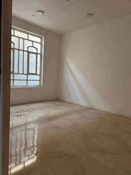 دار للأيجٓــــــــــار
فـٓــــي الكرامـــــــــة قــــريـــــب مكتـــب السيـــد يـــــاســــر اسكنــــدر
__________________
المساحــــــة //  120م
الواجهــــــــة //  8م
النــــــــــــزال //  15م
__________________
#الطابــــــــــــــق #الأرضـــــــــي 
غرفــــــــــة وصـــالــــــــــة وهـــــــــــول ومطبـــــــخ ومجمــــــــع صحيـــــــــات وطــــــارمـــــة كبيــــرة....
#الطابــــــــــــــق #الثانــــــــــــي
ثـــــــــلاث غــــــــرف وگلــــــــدور ومجمـــــــــع صحيــــــــــات....
___________
    💲 الاستفســــــار ع السعـــــر ع الاتصــــــال💲
___________
#مكتـــــب
               🏘️ الخــــارطــــة العقـــــاريــــة 🏘️
#الكائـــــــــن
   فـــي ⇩ حـــي_الطيــــاره_شـــارع_25_الـــرئيســـي_قـــرب
_المــــدرس_حسيـــن_طيــــاره
*********** علي الزبيدي 📲

_____________________________________________
