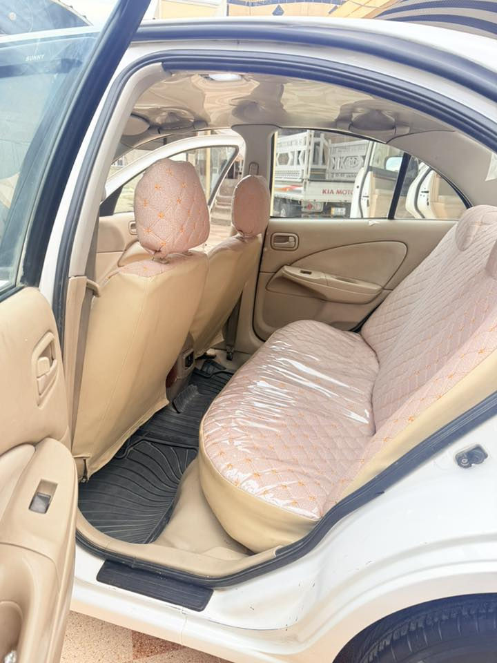 سلام عليكم
نيسان صني ياباني للبيع 
موديل 2010
سياره نضيفه وكلش حلوه نصبتهه 
تبريد ثلج ❄️ 
سياره بيهه 3 قطع صبغ اماميه جماليه 
وبارد ب جنطه 
السعر ب 110 وبيهه مجال

 اتصال ***********
