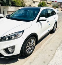 كيا سورنتو 2017خليجية فووول 1/1 عدا الدفع الرباعي بسعر ٢٢٨ وبيها مجال ...