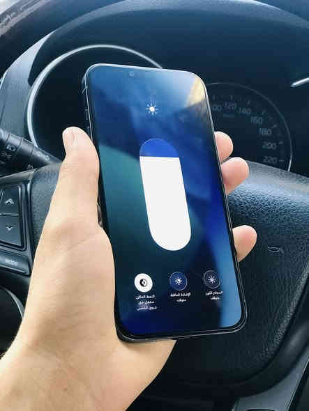 سلام عليكم 
للبيع ايفون 13برو ماكس 
ذاكره 256. بطاريه 81
الجهاز شرق اوسط 
دبل خط 
فيس ايدي متوقف 
السعر 450 وبي مجال 
استفسار اكثر اتصل 
***********
عنوان بابل محاويل
