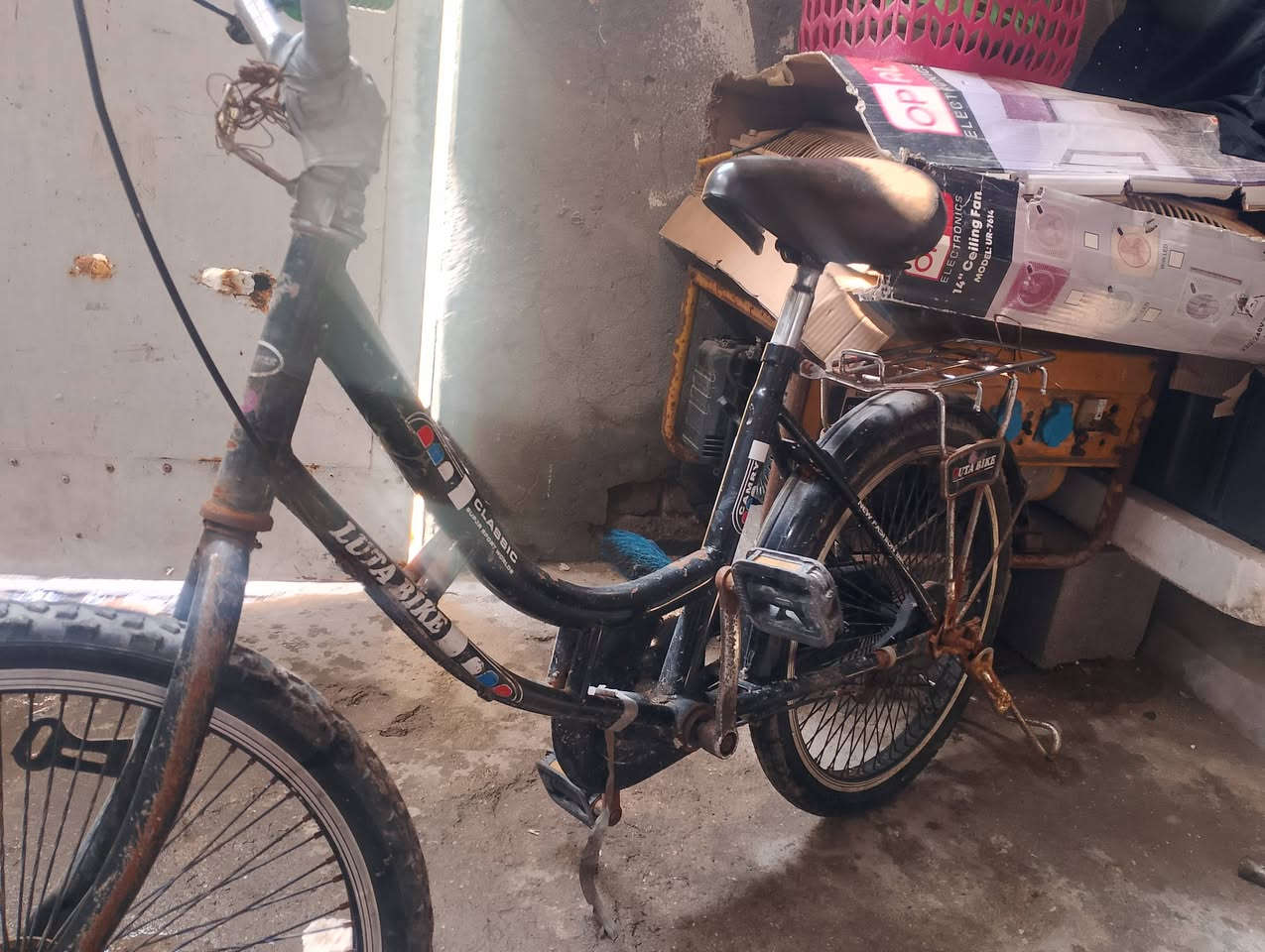 سلام عليكم عندي بايسكل للبيع مستعمل داخل البصره المعقل الابله شارع النجده السعر نتفق علي خاص7737365819


**إذا كنت صاحب هذا الإعلان وتريد حذفه لأي سبب، رجاءا أرسل رسالة إلى الدعم الفني**