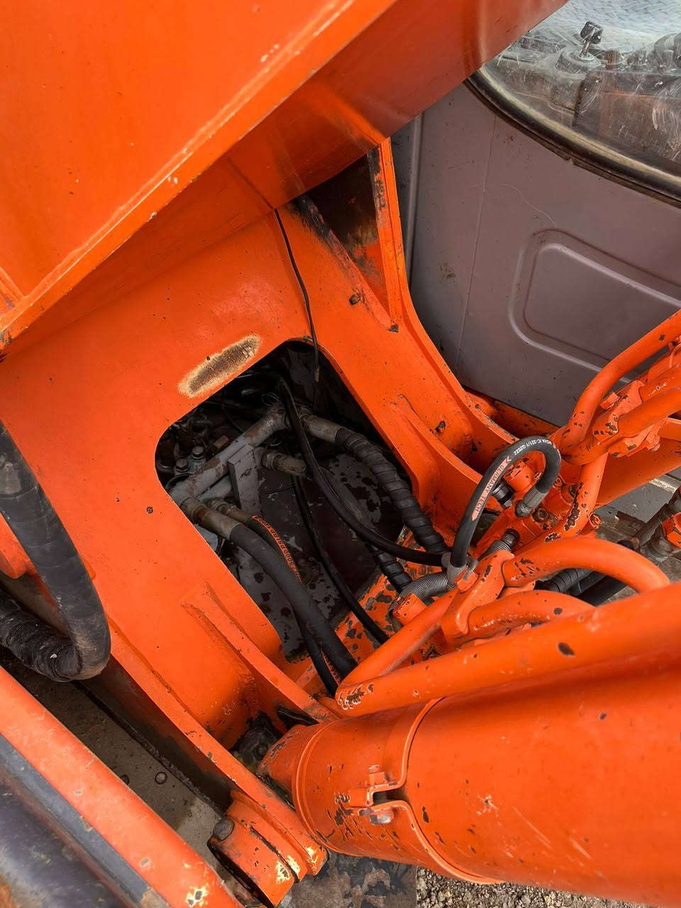 حفاره زت يلصي 6 20 رقم أربيل بسمي نضافه فول جاهزه للعمل رقم *********** علي المعموري
