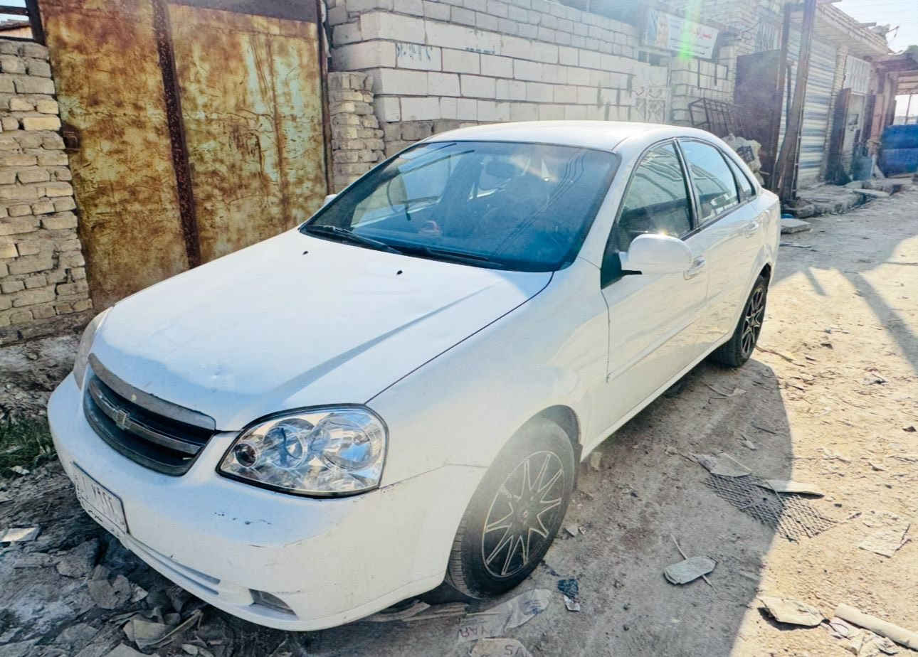 سلام عليكم لبيع موديل 2011 سيارة جاهزة تبريد تخم تاير جديد دوشمة كامل محرك وكير مكفولآت سنوية جديدة  ذي قار 
السعر 75  هاتف ***********
