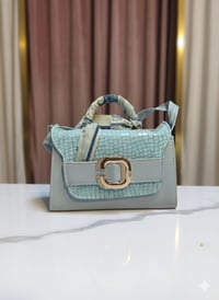 شنطة يمنا • توصيل محافظات • موديلات مختلفة