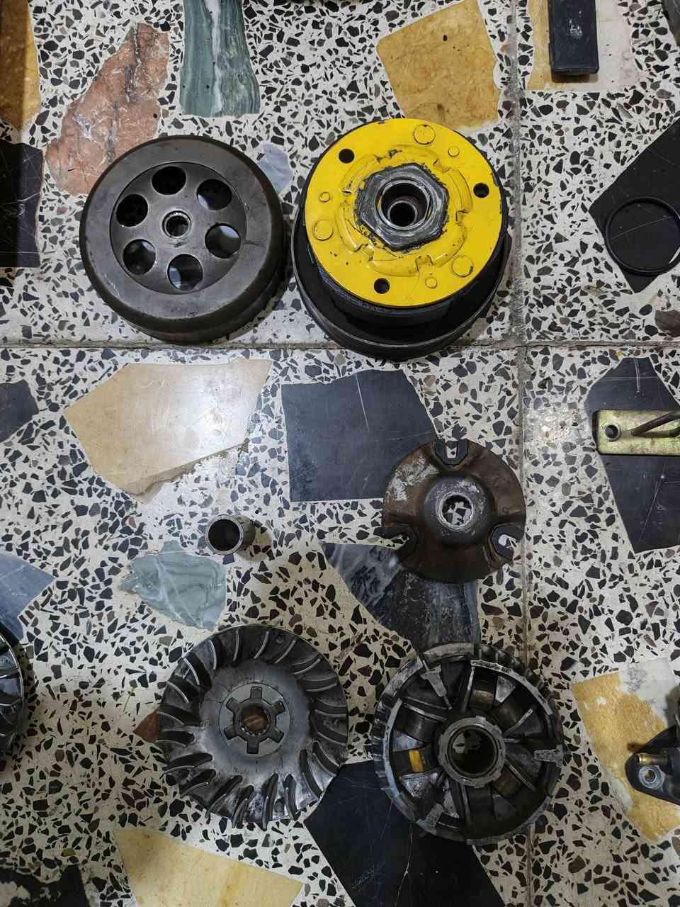 غراض ماكس للبيع / مكاني بصره قبله رقمي *********** اسعار تحت 👇
كابريته ماكس بيها خربطه سعرها 10 اللف / جوزه ماكس بلاديه سعرها 5 الاف / بنز بريك جديد غير مستخدم سعره 4 اللف / بنز بريك اصلي تايواني بلادي شرط سعره 5 الاف / عرموطه مال هندر جديده سعرها 5 اللف / كلج امامي فقط سعره 10 اللف / كلج امامي و خلفي بيه بنز كلج رياضي سعرهن 25 اللف / بوشه بلاديه 49 سعرها 10 اللف / دبلات ماكس قجمه بلاديات شرط واحد يشتغل و اخير كايم ينرادله تبديل دهن ويرجع جديد سعرهن 10 اللف / راجز سلف جديد و طاسه مالته خربانه سعرهن 5 اللف / جوين كابريته بلادي شرط سعر واحد 5 الاف / قفل صندوك و جنگال مالته سعرهن 10 اللف بلاديات / قبق كور بلادي بيه واشر سعره 5 اللف / واشر قبق كور سعره 2 دينار / قبق رقم شاصي سعره 5 اللف / قايش ماكس سعره 3 اللف / بوري اصلي مال سوبر سعره 5 اللف / صونده مال مبخرة الى شوته سعرها 3 اللف / عينه ماكس قجمه اصليه فقط شكل غير شغاله سعرها 3 اللف / ماصده ماكس قجمه اماميه بلاديه سعرها 3 اللف
