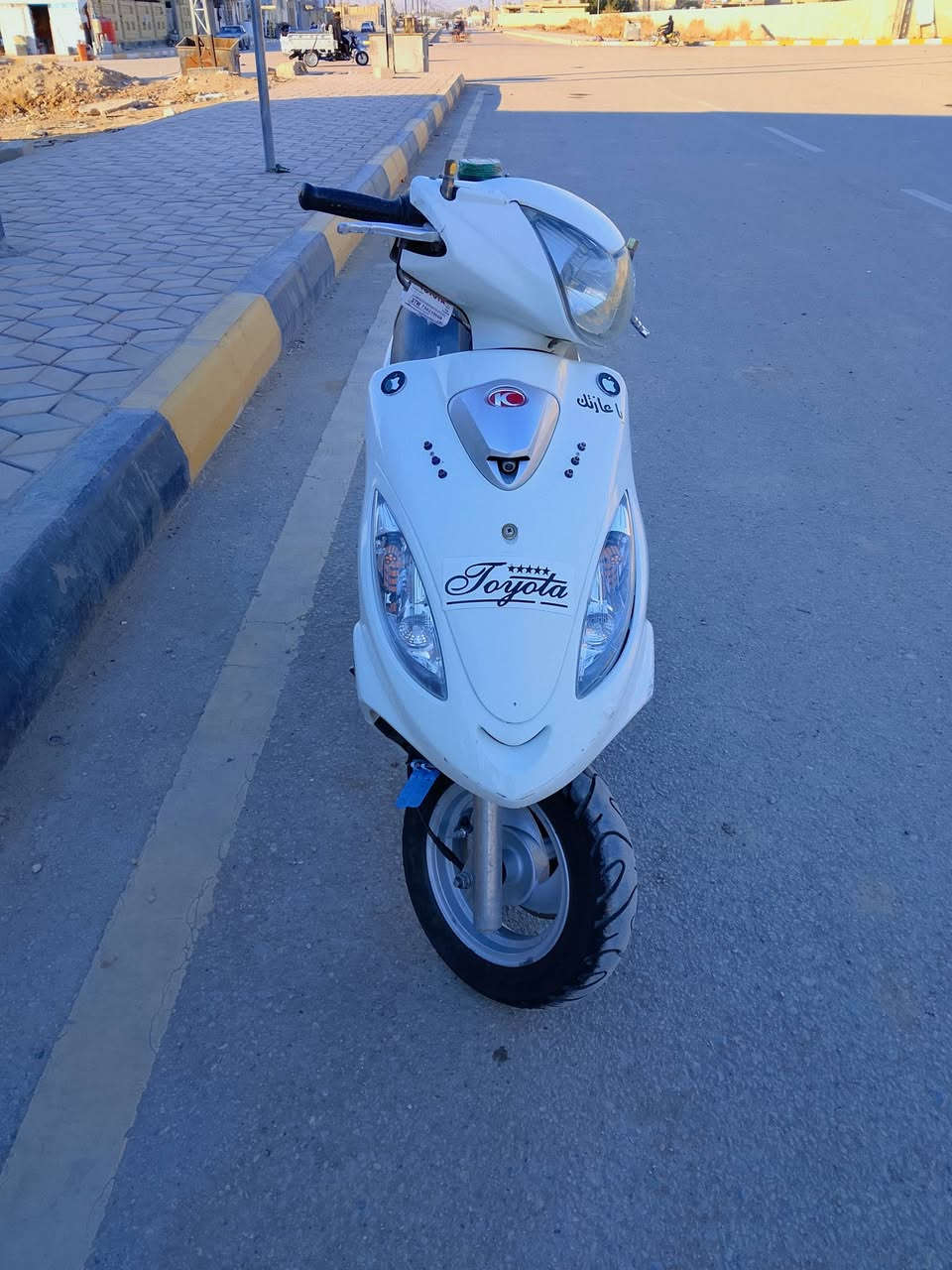 سلام عليكم
دراجه كامكو V2 نضيفه 
مكينه 150
مديل 16 
السعر خاص 
***********
