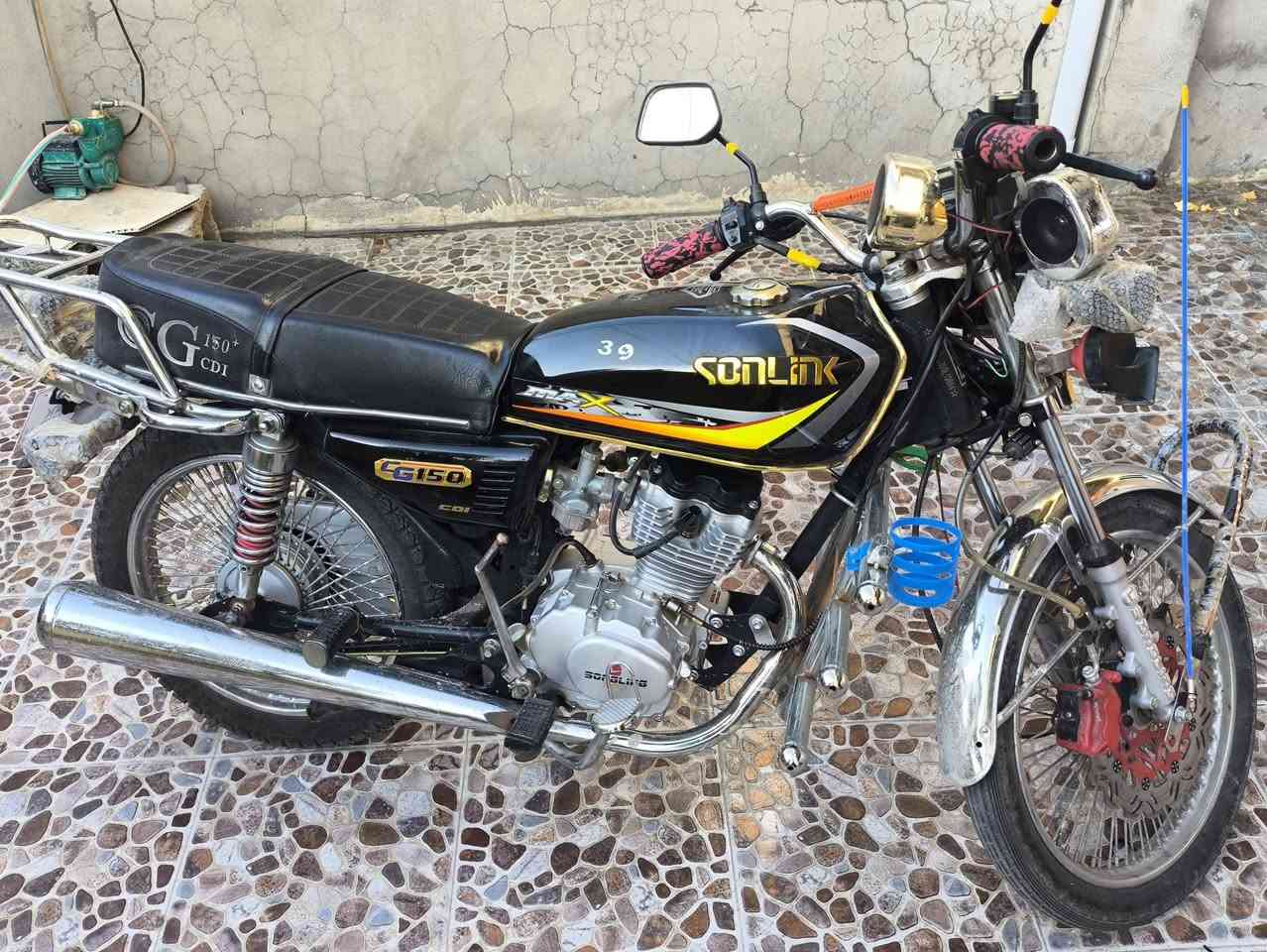 السلام وعليكم
سولنك موديل 2025 دراجه حلوة و مرتبة كلشي مناقصها كهربائيات شغاله شعله ومعدل فول نشاط سعرهاا 650 وبي مجال للشراي مو شراي لاتكسر بالسعر 👍🏼


**إذا كنت صاحب هذا الإعلان وتريد حذفه لأي سبب، رجاءا أرسل رسالة إلى الدعم الفني**