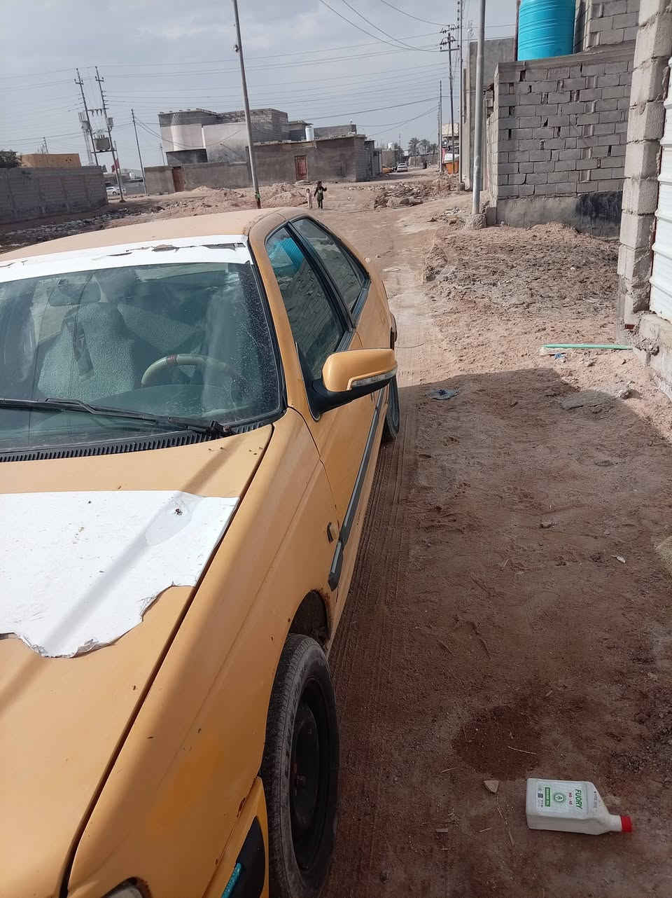 سلام عليكم سياره للبيع بيجو بارص مديل 2010 سياره كلها شغاله مكينه وكير خيرمن الله حداديه سدر جديد نقصها بس دبل بيع مستعجل العنوان البصرة ابي الخصيب السعر 15 وبيها مجال ***********
