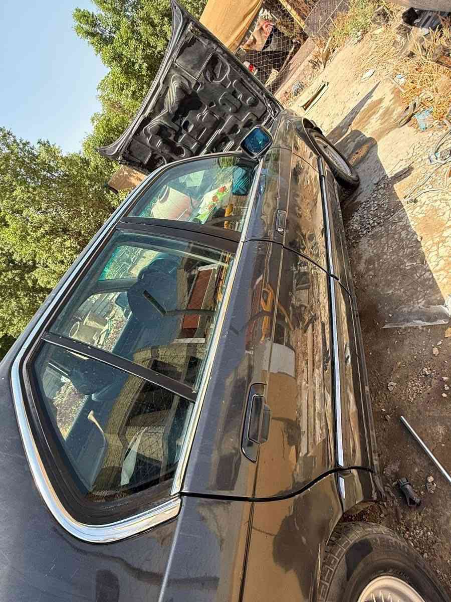 اسلام عليكم BMW موديل ٩١ لون اسود كذابي
الحجم ٧٣٥  

حجم المكينة ٦ سلندر ٣٠٠٠  /٥٠٠ 
 
السيارة مكينة كايمة عوزهة بس مكينة   كير  عادي هية اصل اوتماتيك مبدل عادي بس بدون لا تحوير ولا كص فتحت من سيارة ٧٣٥  اصل كير عادي وشديتة 
السيارة ايفرلو جديد 
عبوة كاملة فيت بيم جديد » طوافة  
بلكات جدد نوزلات جدد 
تبريد ثلج وية فتحت سويج 
صدر امامي خلفي جديد 
تخم تاير جديد استوني شادة صيني درجة اولا اسمة كوم فورس 
اويالة شعاع  
كشنات كهرباء تبريد قطعتين 
صبغتهة جديدة  مصبوغة جمالية فقط لا ضربة ولا معجون 
السيارة كاملة عوزها فقط مكينة مكملة مال جناي   السيارة بسمي تحويل ثاني يوم 
رقم ديالى مشروع وطني 
وارد ياباني 
مكان السيارة بغداد العبيدي 
رقم الهاتف *********** 
ما متواجد عل فيس الشراي يتصل 
السعر ٣٠ قفل 
شرط اكلج اخف من مال السايبة
