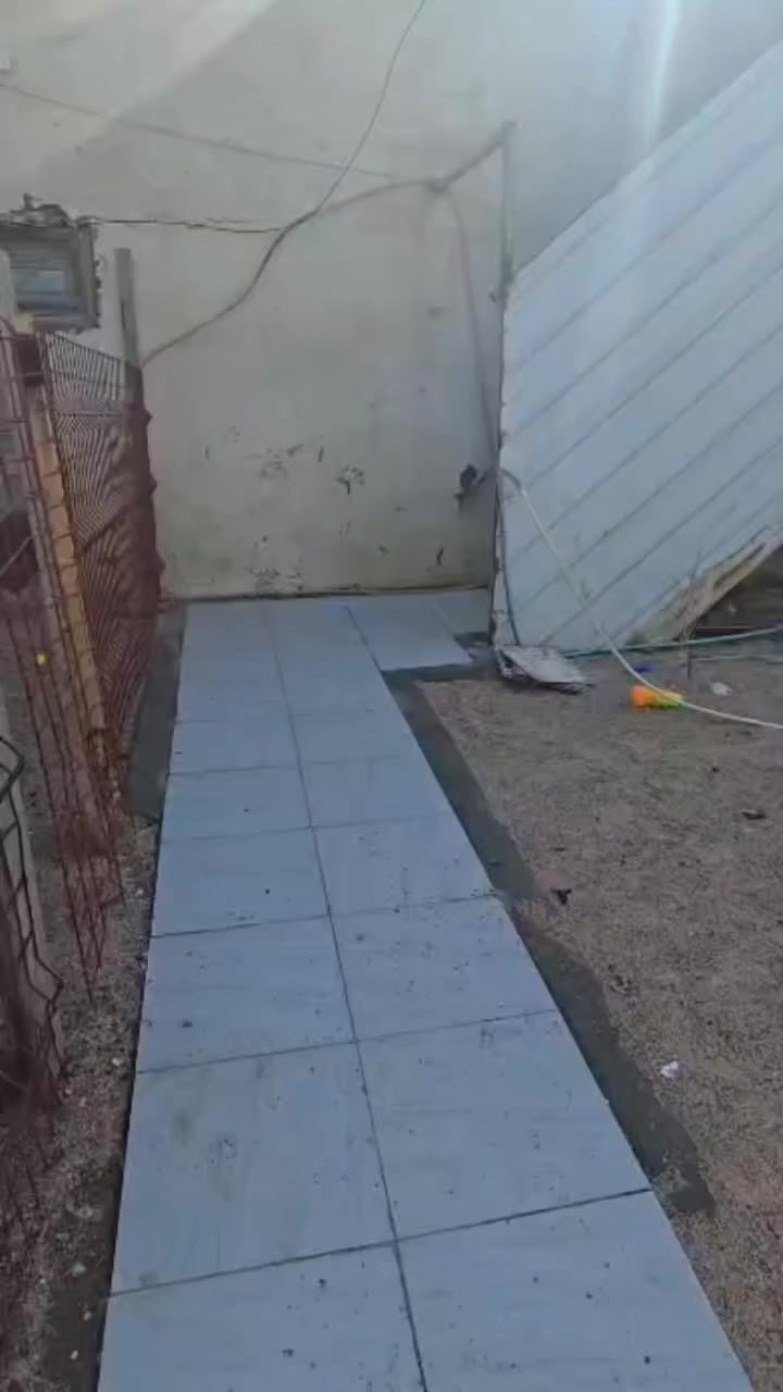 شقة  للايجار 
طابق اول معزوله

 بالبراضعيه قرب شارع سيد امين

تحتوي غرفه صاله مطبخ صحيات

مطلوب عائله صغيره للسكن

سعر الايجار450 بيه مجال قليل

اي استفسار
***********
عقارات الموده
