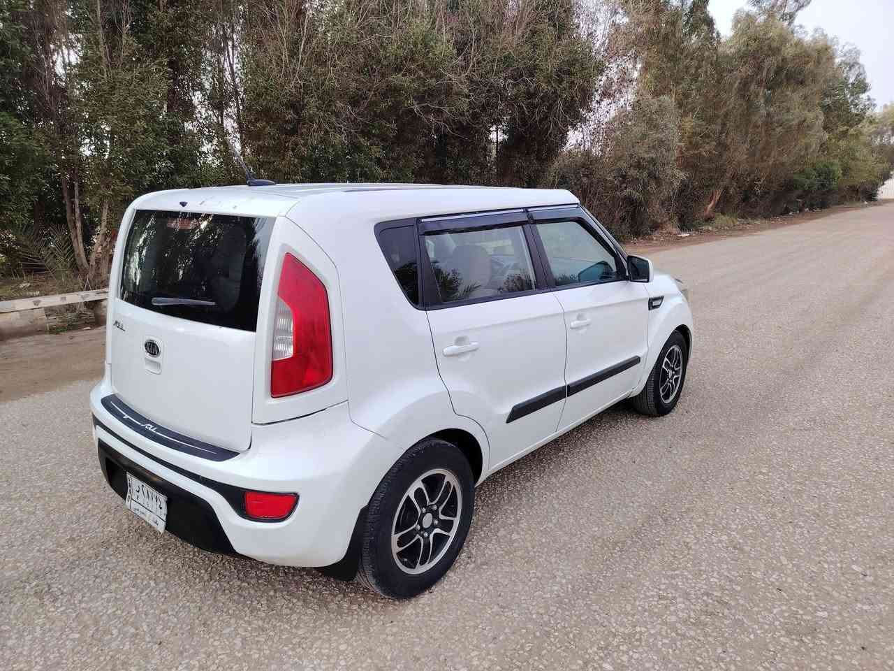 السلام عليكم صول للبيع موديل ٢٠١٢ السياره جاهزه من كلشي مكينه كير حداديه تبريد تدفئه وارد أمريكي السياره بيهه اربعه قطع صبغ بدون دواخل رقم بغداد شرط التحويل السياره مكفولة من كص وضربه مكاني بابل خاص ما اجاوب الشراي يتصل السعر ٨٤ رقم الهاتف ***********
