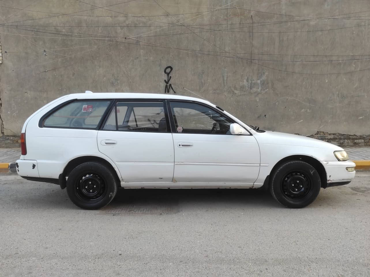 كورولا للبيع موديل 95 رقم بغداد حجم المكينه 1600 سياره مصبوغه للجماليه محور السعر 55$
مكان السياره واسط النعمانيه/***********/***********
