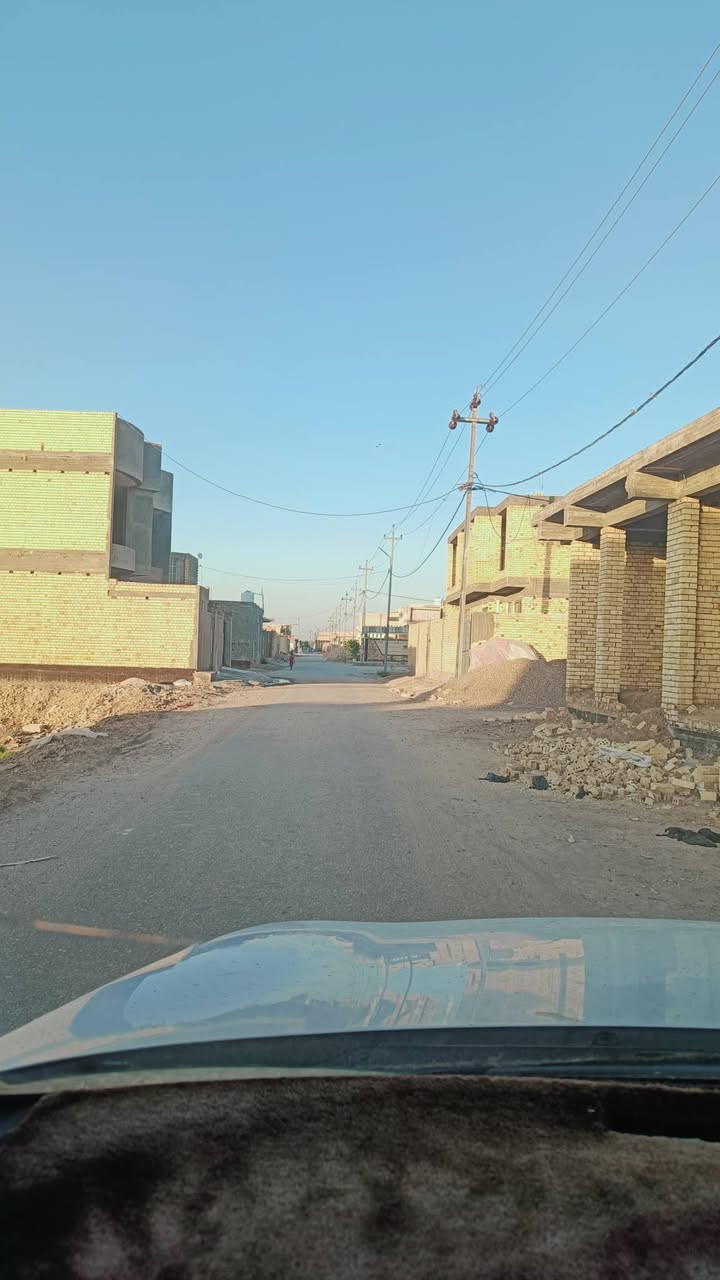 هياكل اثنين للبيع مع محلات بمجمع صلاح بالشارع الرئيسي مقابيل المستشفى القاسم ع ***********

